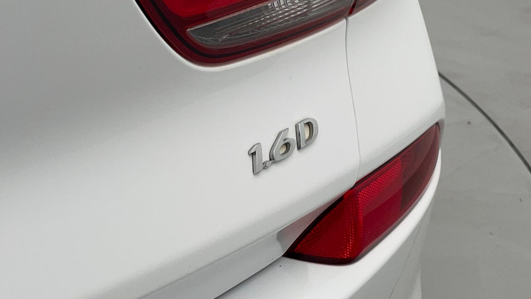 Badge (Boot Right Side)