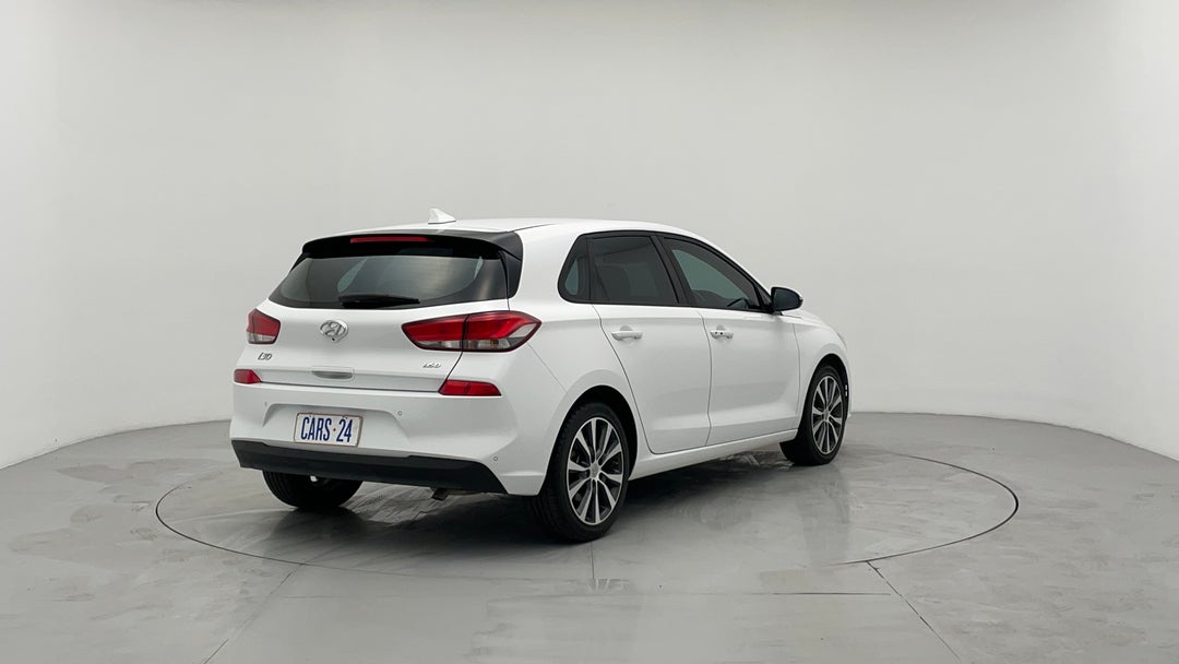 Right Back Diagonal (45- Degree) View