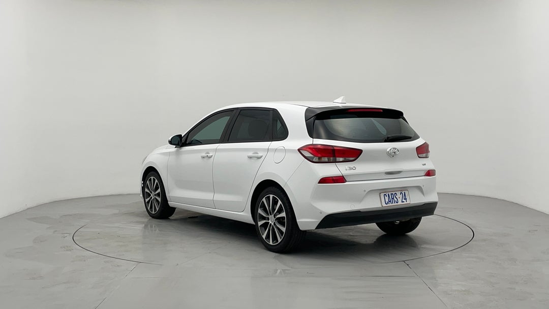 Left Back Diagonal (45- Degree) View