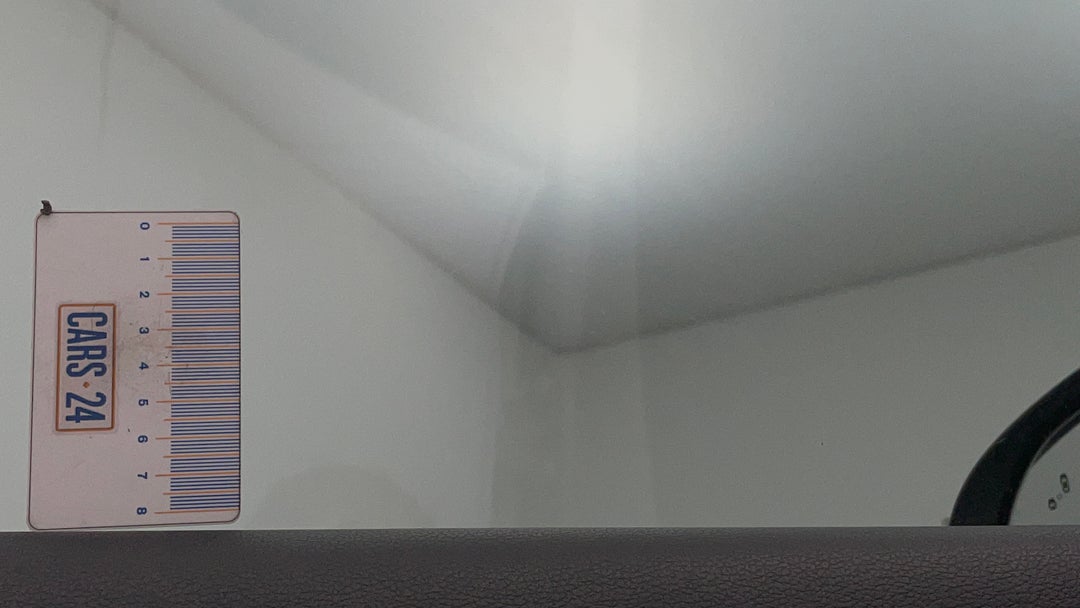 Window Glass Front LHS Tinting Scratched