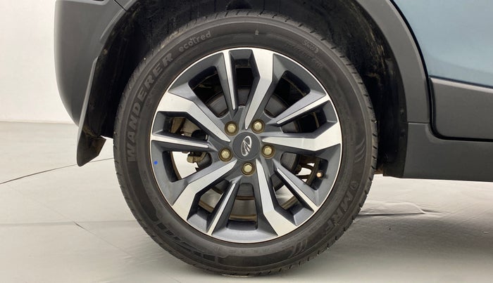 2021 Mahindra XUV300 W8(O), Diesel, Manual, 15,738 km, Right Rear Wheel