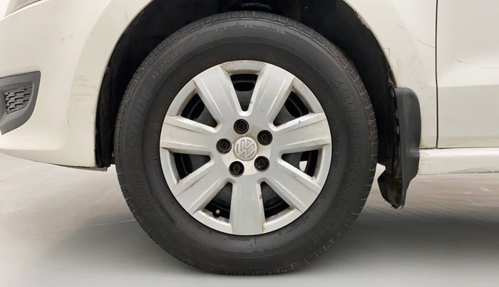 2012 Volkswagen Polo TRENDLINE 1.2L DIESEL, Diesel, Manual, 1,05,355 km, Left Front Wheel