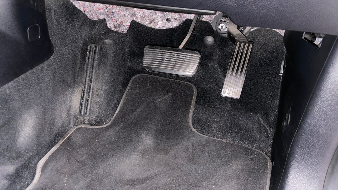 2022 Ford Ranger Wildtrak 3.0 (4x4), Automatic, 72523 km, Pedals and Footmat