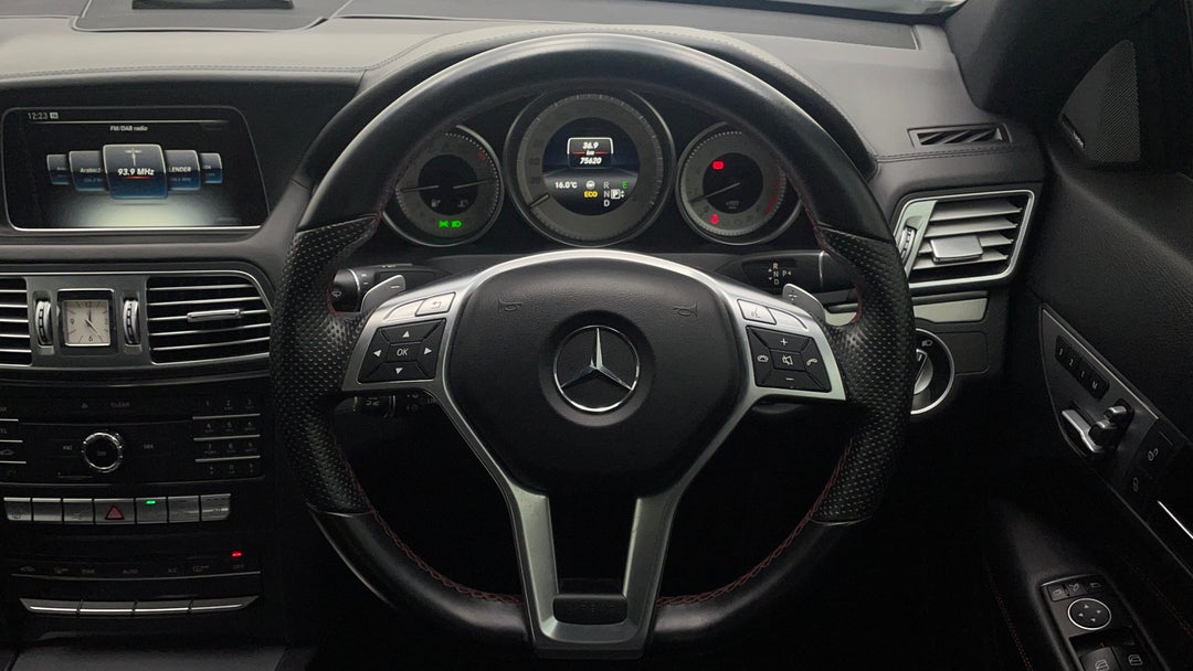 2016 Mercedes-benz E250 E250, Automatic, 75620 km, Steering Wheel Close-up