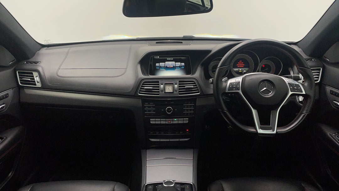 2016 Mercedes-benz E250 E250, Automatic, 75620 km, Dashboard View