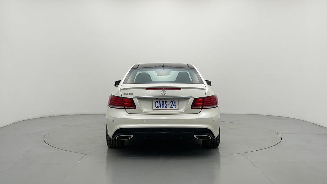 2016 Mercedes-benz E250 E250, Automatic, 75620 km, Back/Rear View