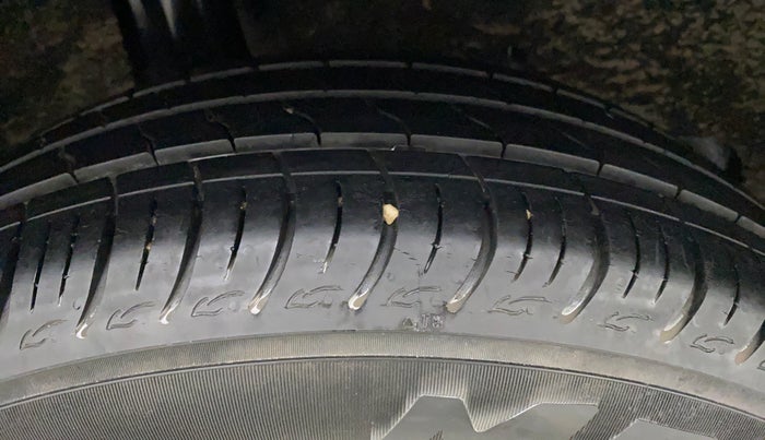 2019 Maruti Baleno SIGMA PETROL 1.2, Petrol, Manual, 32,346 km, Right Rear Tyre Tread