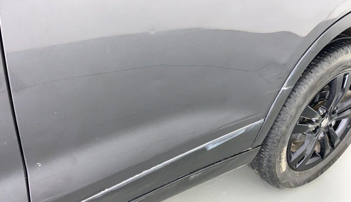 2018 Maruti Vitara Brezza ZDI, Diesel, Manual, 39,696 km, Rear left door - Slightly dented