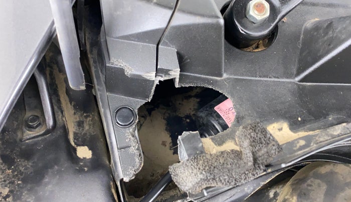 2018 Maruti Vitara Brezza ZDI, Diesel, Manual, 39,696 km, Bonnet (hood) - Cowl vent panel has minor damage