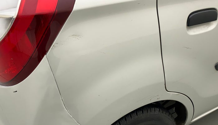 2015 Maruti Alto K10 LXI, CNG, Manual, 71,606 km, Right quarter panel - Minor scratches
