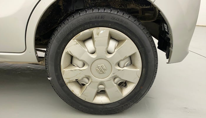 2015 Maruti Alto K10 LXI, CNG, Manual, 71,606 km, Left Rear Wheel