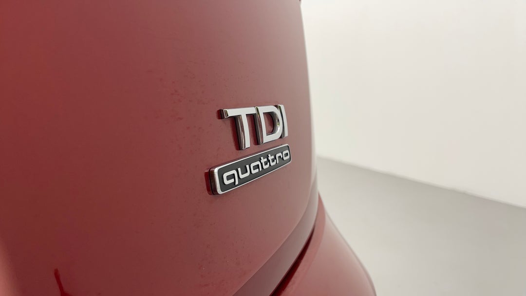 Badge (Boot Right Side)