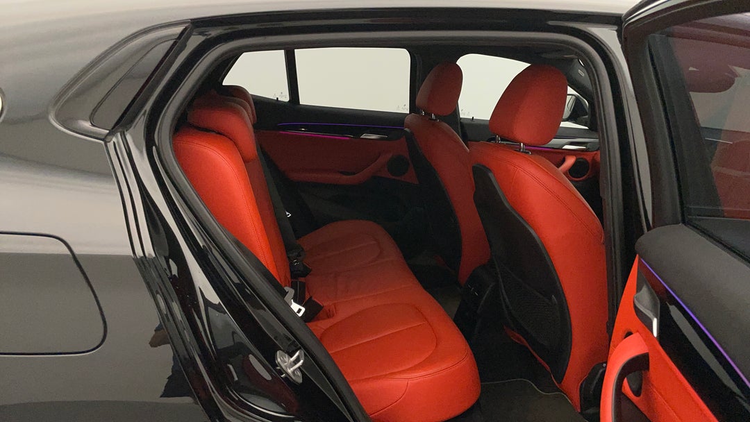 2018 BMW X2 sDrive20i M Sport, Automatic, 61915 km, Right Side Rear Door Cabin View