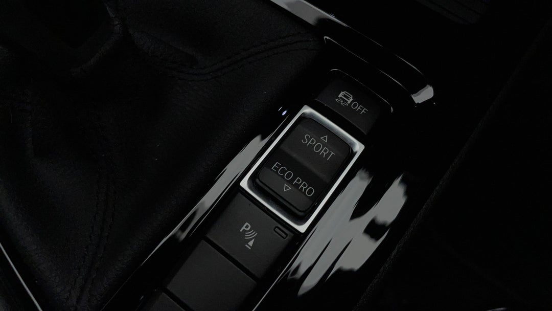 2018 BMW X2 sDrive20i M Sport, Automatic, 61915 km, Utility Switches/Buttons