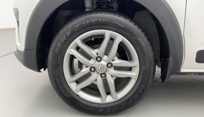 2021 Renault TRIBER RXZ, Petrol, Manual, 22,911 km, Left Front Wheel