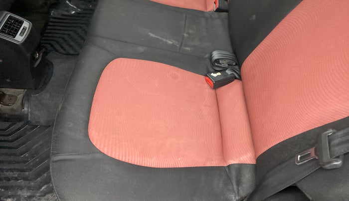 2016 Hyundai Grand i10 1.2 SPORTZ PRIME EDITION VTVT, Petrol, Manual, 75,568 km, Second-row left seat - Cover slightly stained