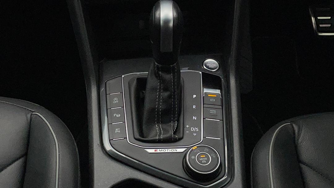2019 Volkswagen Tiguan 162 Tsi Highline, Automatic, 60098 km, Gear Lever 