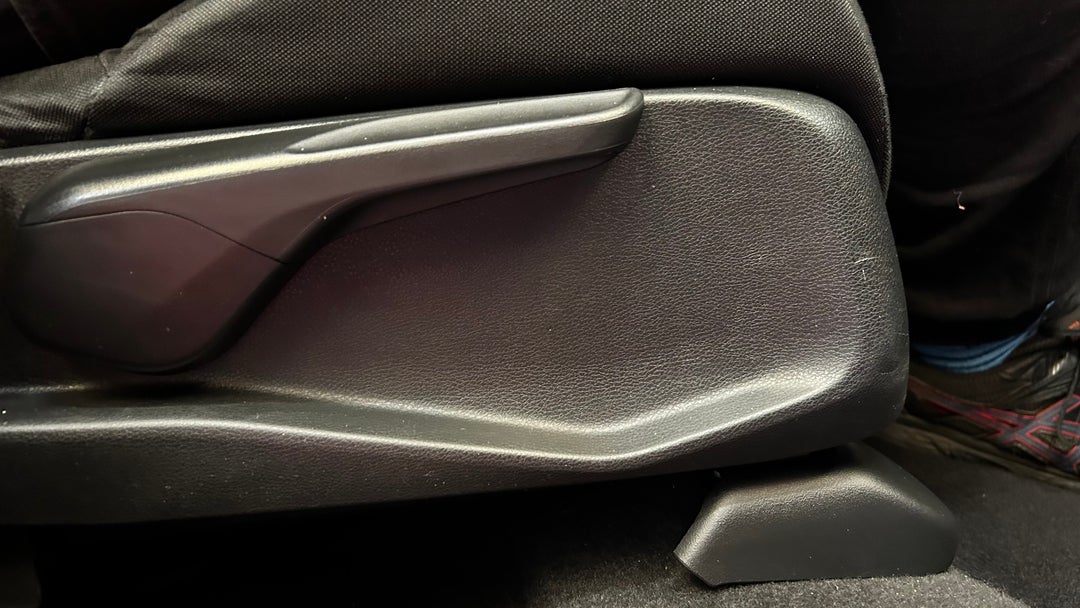 2019 Honda CR-V Vti (2wd), Automatic, 50919 km, Drivers Side Adjustment Panel