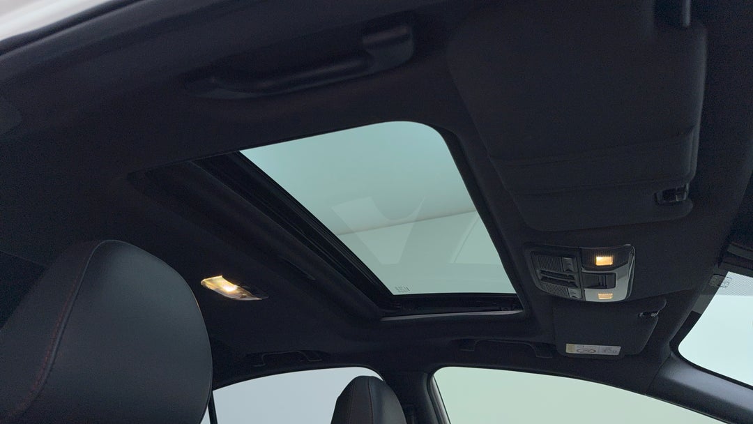 Interior Sunroof/Moonroof