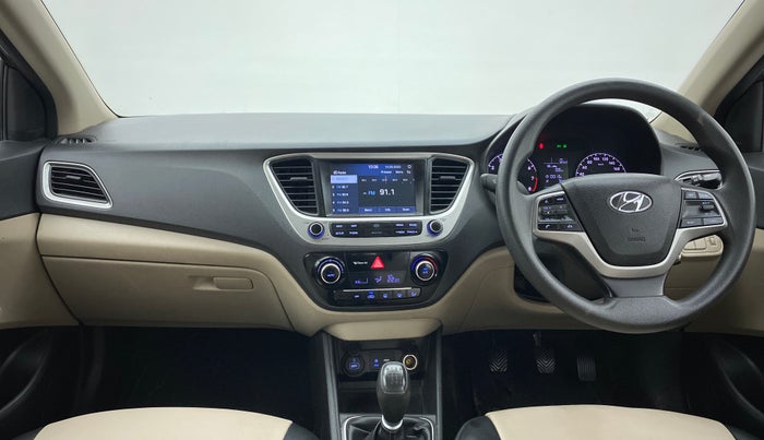 2017 Hyundai Verna 1.6 VTVT SX, Petrol, Manual, 50,151 km, Dashboard