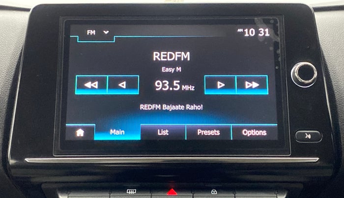 2019 Renault TRIBER 1.0 RXZ, Petrol, Manual, 33,939 km, Infotainment System