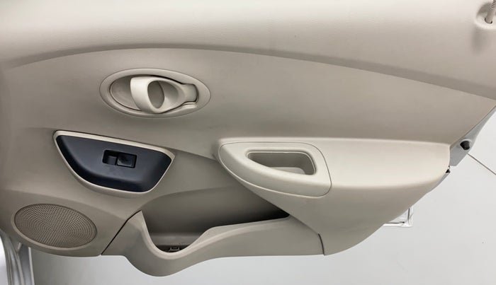 2016 Datsun Go T, Petrol, Manual, 47,433 km, Driver Side Door Panels Control