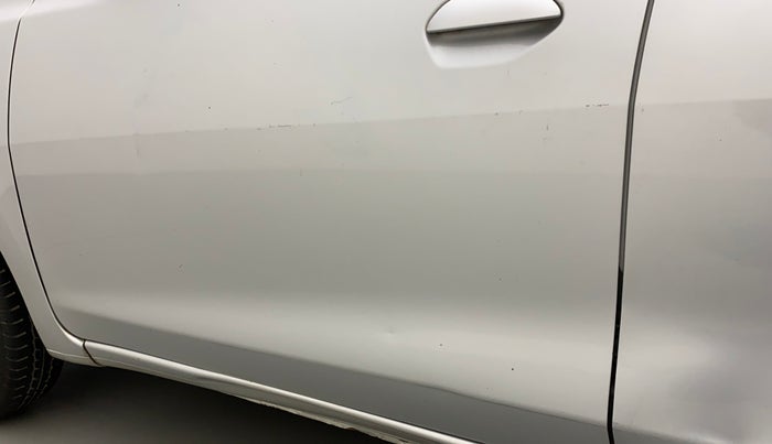 2016 Datsun Go T, Petrol, Manual, 47,433 km, Front passenger door - Slightly dented