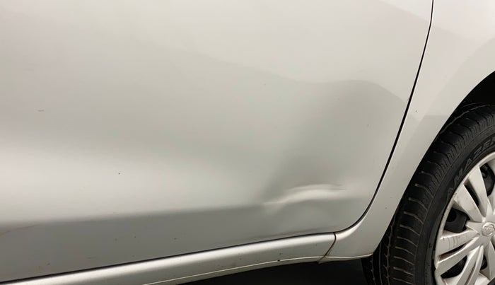 2016 Datsun Go T, Petrol, Manual, 47,433 km, Driver-side door - Slightly dented
