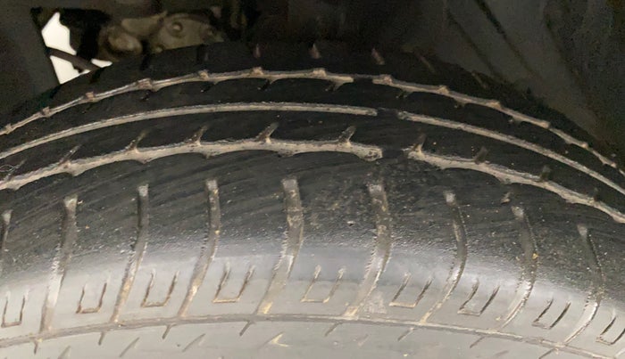 2016 Datsun Go T, Petrol, Manual, 47,433 km, Left Front Tyre Tread