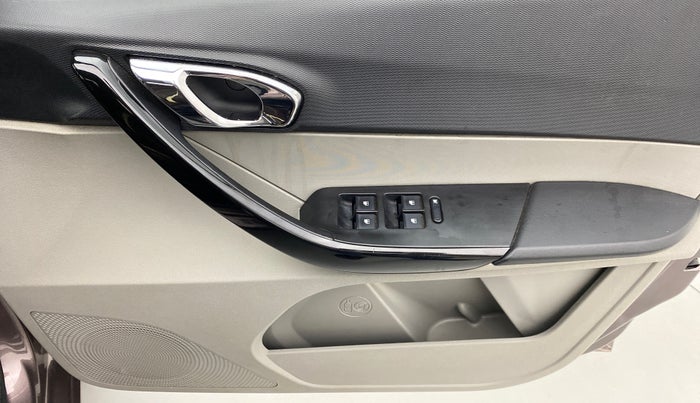 2017 Tata Tiago XZ 1.2 REVOTRON, Petrol, Manual, 41,977 km, Driver Side Door Panels Control