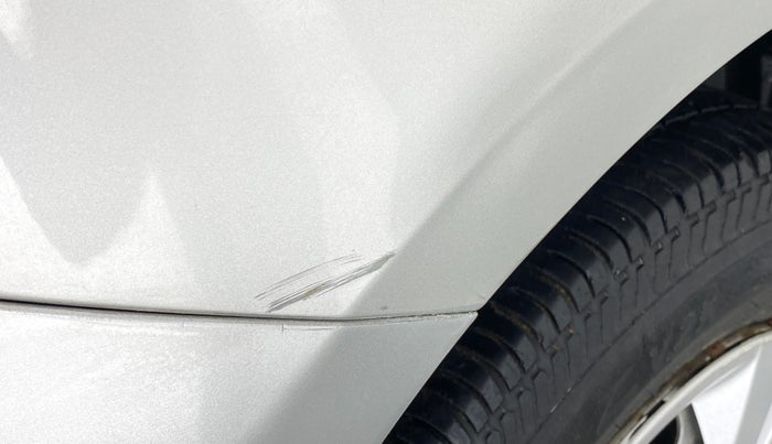 2017 Maruti Swift LXI (O), Petrol, Manual, 43,904 km, Right quarter panel - Minor scratches