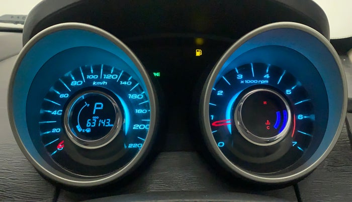 2017 Mahindra XUV500 W6 AT, Diesel, Automatic, 63,143 km, Odometer Image