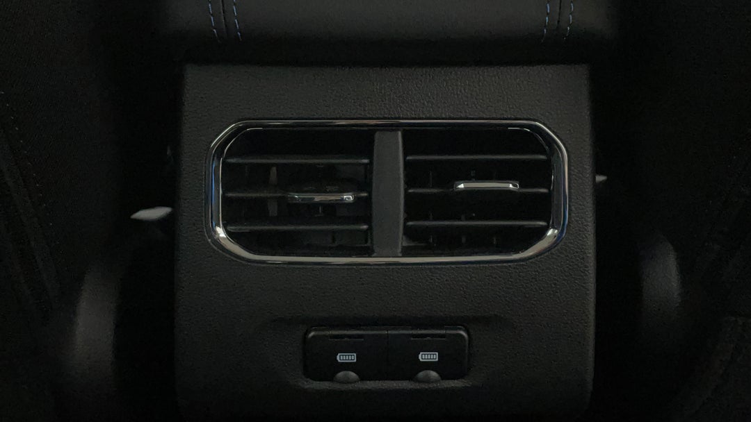 Rear A/C Vent