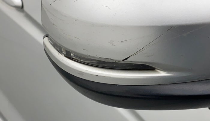 2016 Honda Jazz 1.5L I-DTEC V, Diesel, Manual, 83,337 km, Right rear-view mirror - Indicator light has minor damage