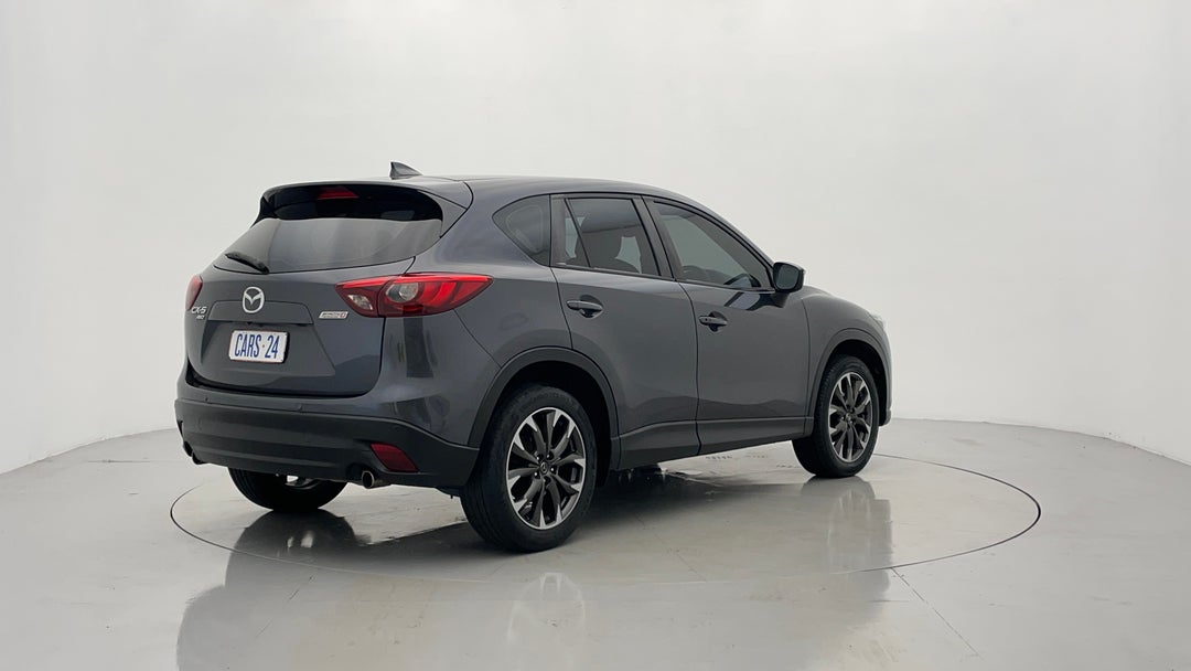 Right Back Diagonal (45- Degree) View