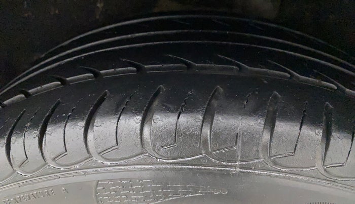 2018 Ford Ecosport TITANIUM 1.5L DIESEL, Diesel, Manual, 54,885 km, Left Rear Tyre Tread