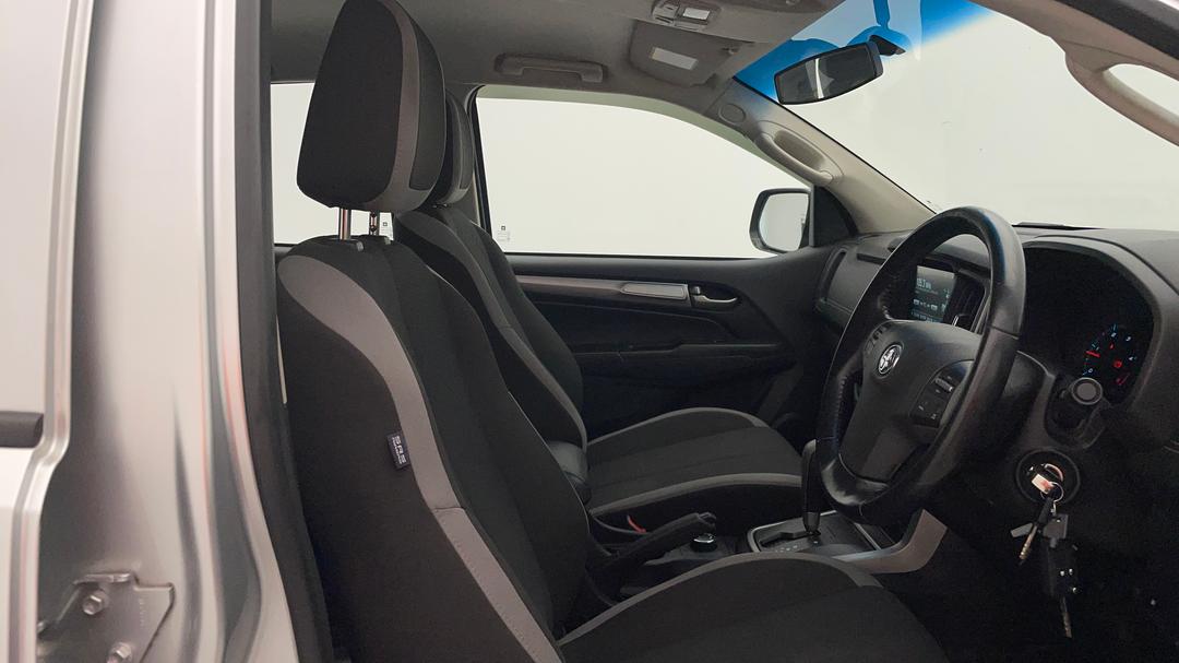 2017 Holden Colorado Ls (4x4), Automatic, 163333 km, Right Side Front Door Cabin View