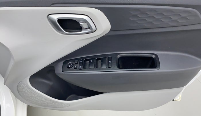 2019 Hyundai GRAND I10 NIOS SPORTZ 1.2 AT, Petrol, Automatic, 45,681 km, Driver Side Door Panels Controls