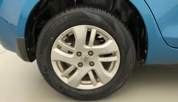 2014 Maruti Swift Dzire ZDI, Diesel, Manual, 11,144 km, Right Rear Wheel