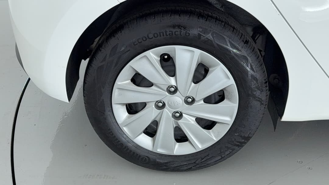 2020 Kia Rio S, Automatic, 30604 km, Right Rear Wheel