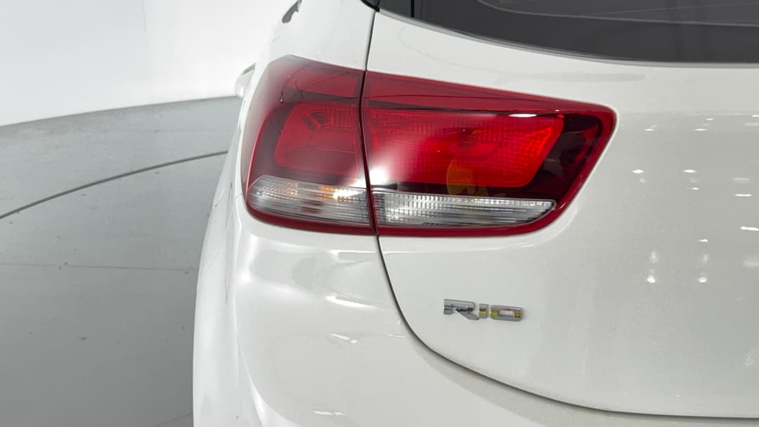 2020 Kia Rio S, Automatic, 30604 km, Badge (Boot Left Side)