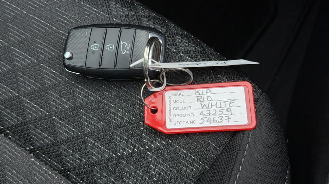 2020 Kia Rio S, Automatic, 30604 km, Key Close-up