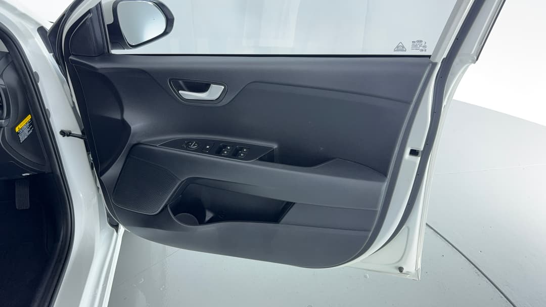 2020 Kia Rio S, Automatic, 30604 km, Speaker View