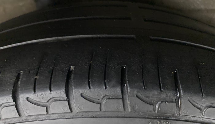 2019 Maruti Celerio VXI CNG D, CNG, Manual, 93,348 km, Right Rear Tyre Tread