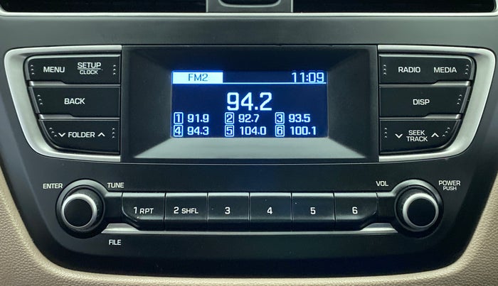 2018 Hyundai Elite i20 Magna Executive 1.2, Petrol, Manual, 27,259 km, Infotainment System