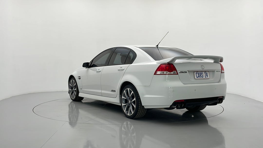 Left Back Diagonal (45- Degree) View