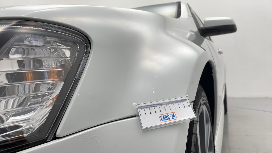 Quarter Panel Front LHS Guard Chip