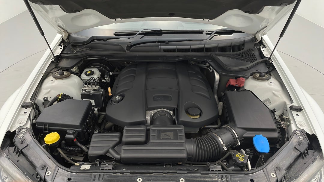 Open Bonnet (Engine)