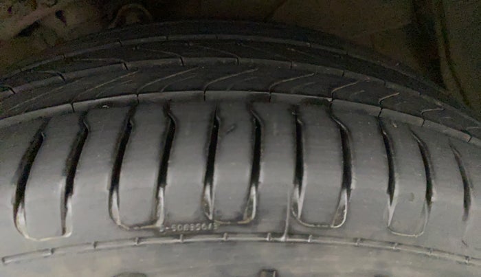 2019 Honda BR-V 1.5L I-VTEC S, Petrol, Manual, 94,104 km, Left Front Tyre Tread