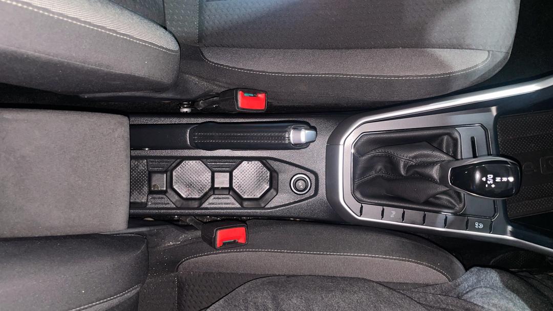 2024 Volkswagen Polo Life, Automatic, 25605 km, Center Console
